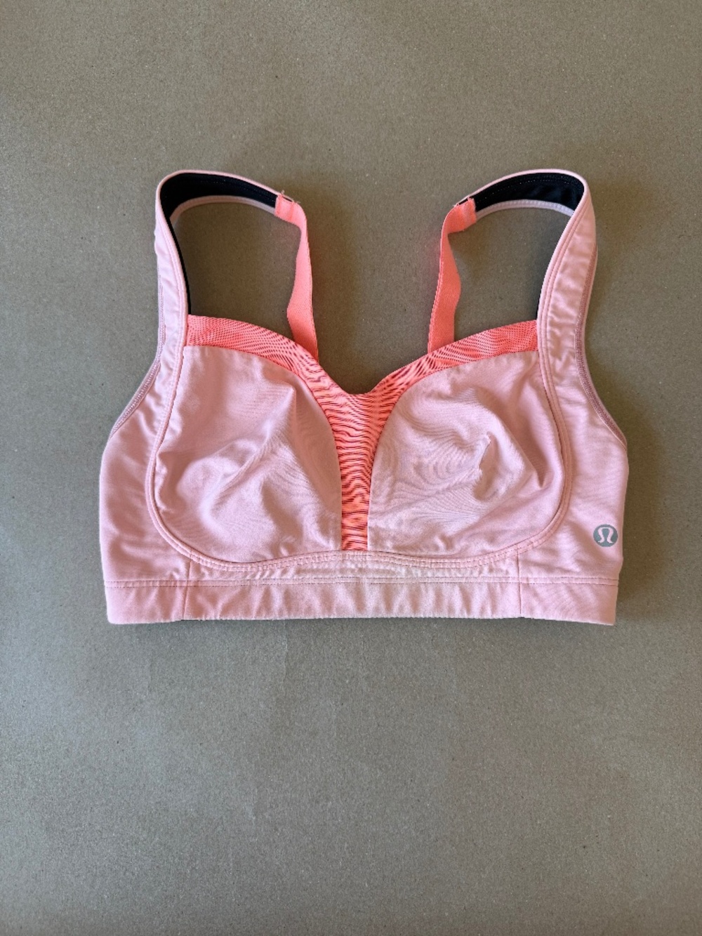Lululemon Pink Ta Ta Tamer ll Sports Bra Size 32DD
